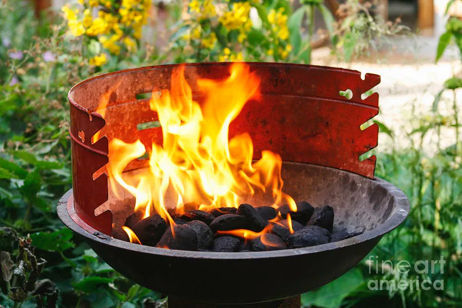 PatriciaPhotos's tweet photo. Barbecue with flames https://t.co/78piWvdrmQ By https://t.co/XNdFxm7LuI  #fineart #WallArt #homedecor #LoveArt #AYearForArt #BuyArtNotCandy #photography #barbecue #fire #flames #griling https://t.co/5MDQvtJGYG