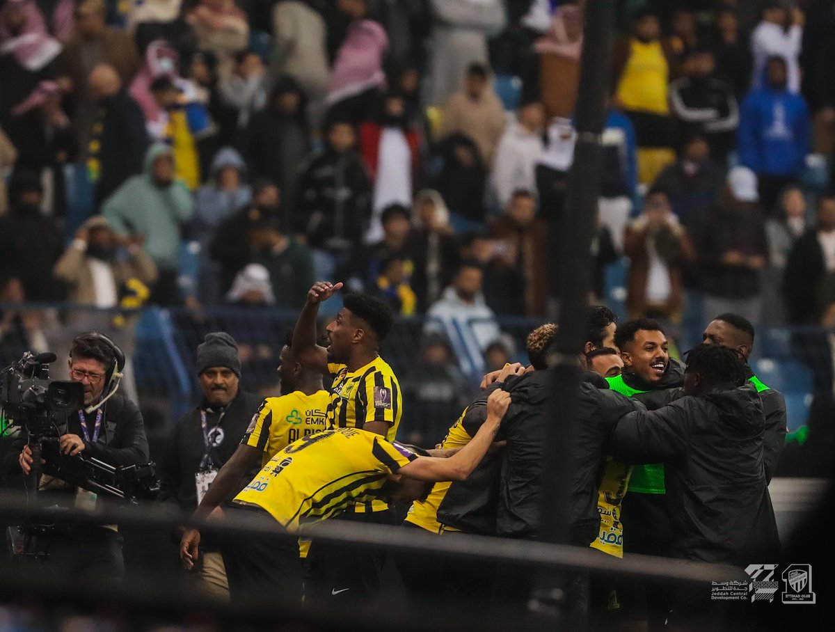 AbdullaFallatah's tweet photo. جاء كريستيانو رونالدو ليشهر النصر عالمياً
فخطف الشهرة الاتحاد

#الاتحاد_النصر https://t.co/wCmNDYWxbn