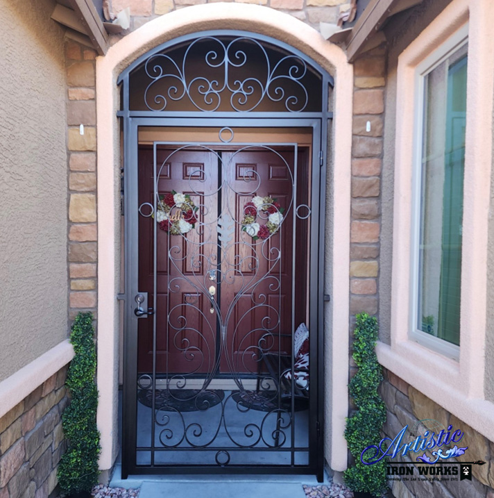 ArtisticIronLV's tweet image. We have security home solutions for every budget. Call our office to see what works for you!

#scrollwork #artisticironworks #intricate