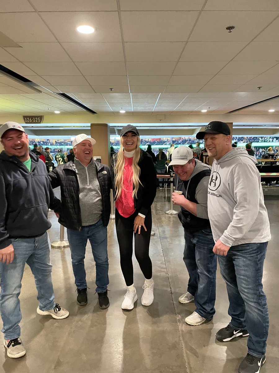 pittydafool's tweet photo. Thanks for the memories!! ⁦@TommyO53⁩ ⁦@ceciolson3⁩ https://t.co/KOmm8JdmOY