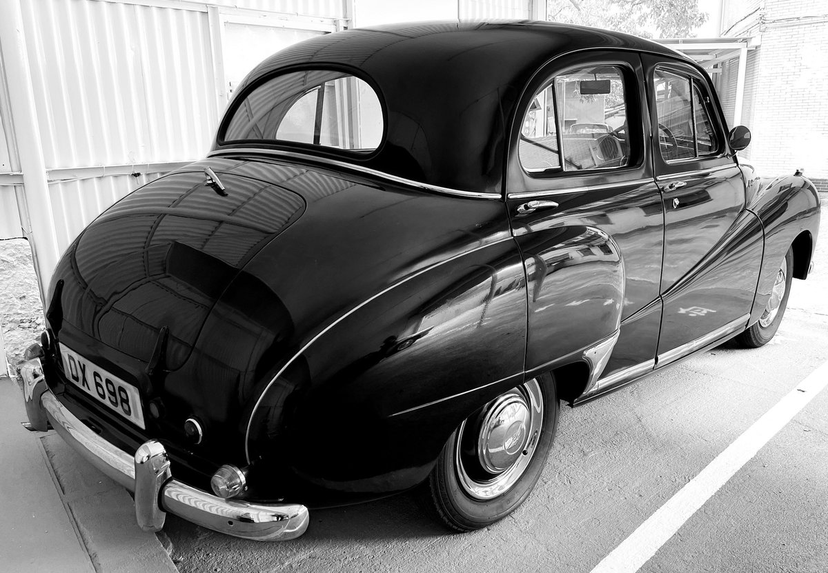 christweetophe1's tweet image. #AustinA30 #antiquecar #monocoque 1952