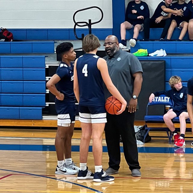 JessicaMolstad's tweet photo. Scoggins wraps up the regular season 10-0! Nice work boys.  👊🏽💙🏀 One tournament to go. Proud of these boys and grateful for Coach Cannida! #Max4 💙 https://t.co/IOgnbLtraS
