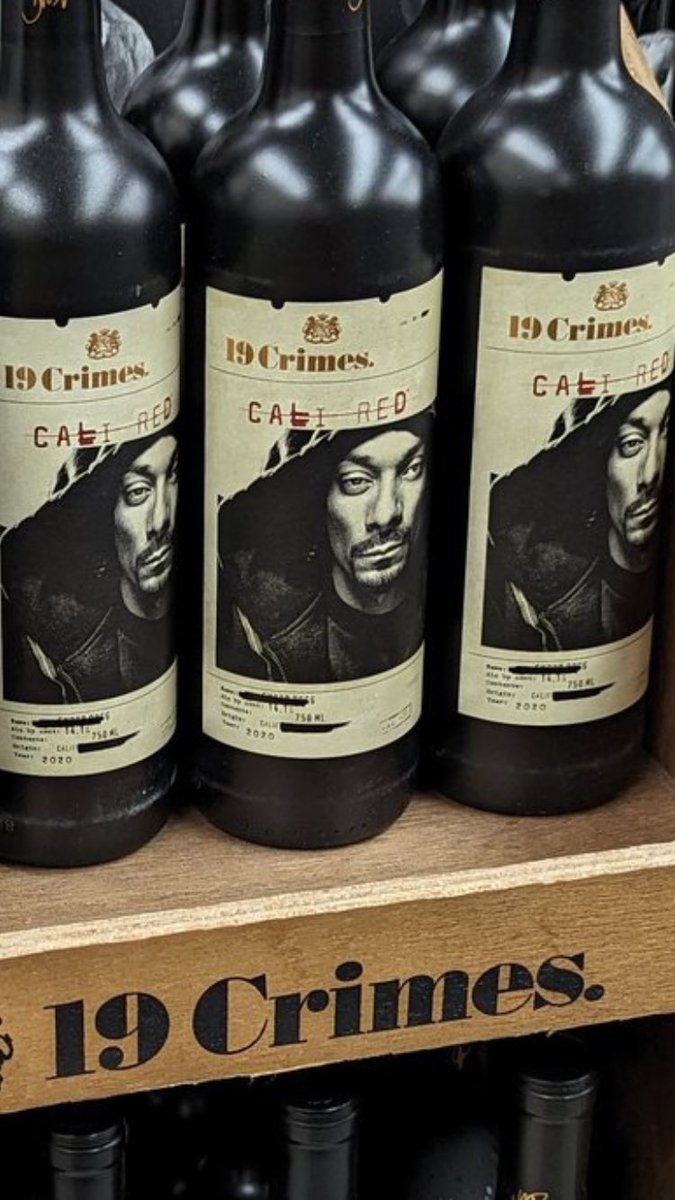 UnitedWeSmoke's tweet photo. @SnoopDogg fine as wine https://t.co/hMDTB7dRtc