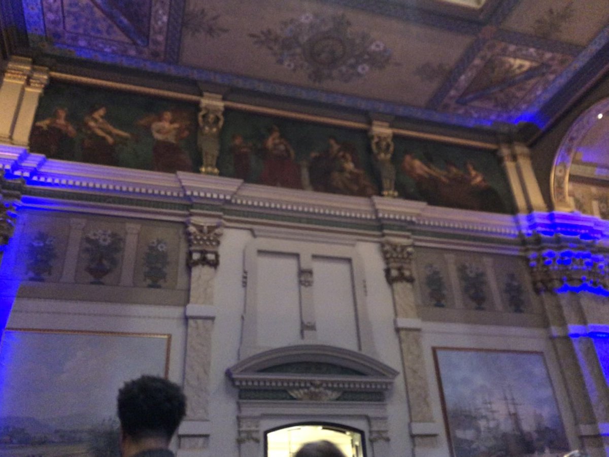 CaraSpoto's tweet photo. Thanks @MKEPressClub for super fun party. I ate ALL the food (as the kids say) and finally got to see the Grain Exchange in all its glory! https://t.co/xEWG2p1GFF