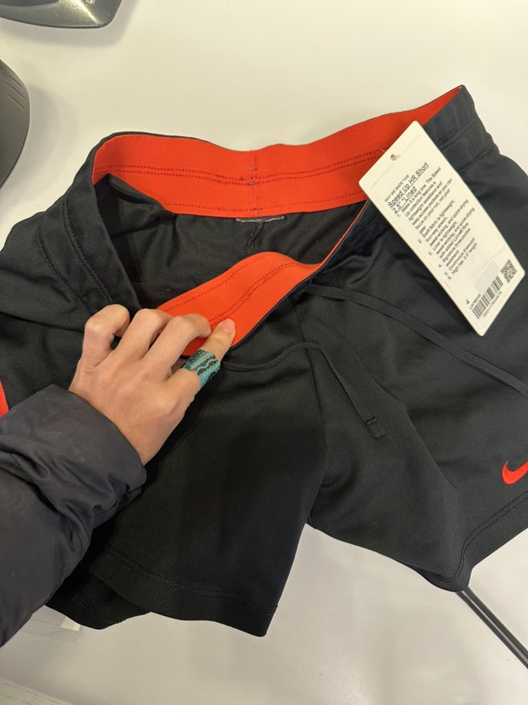 calles_regina's tweet photo. @lululemon still in shock. I ordered my speed up high-rise lined shorts after waiting so long for a restock and this is what I got (picture). How can this happen to such a prestigious brand?? (I live in La Jolla, CA) https://t.co/h7hIPQ3Ezn