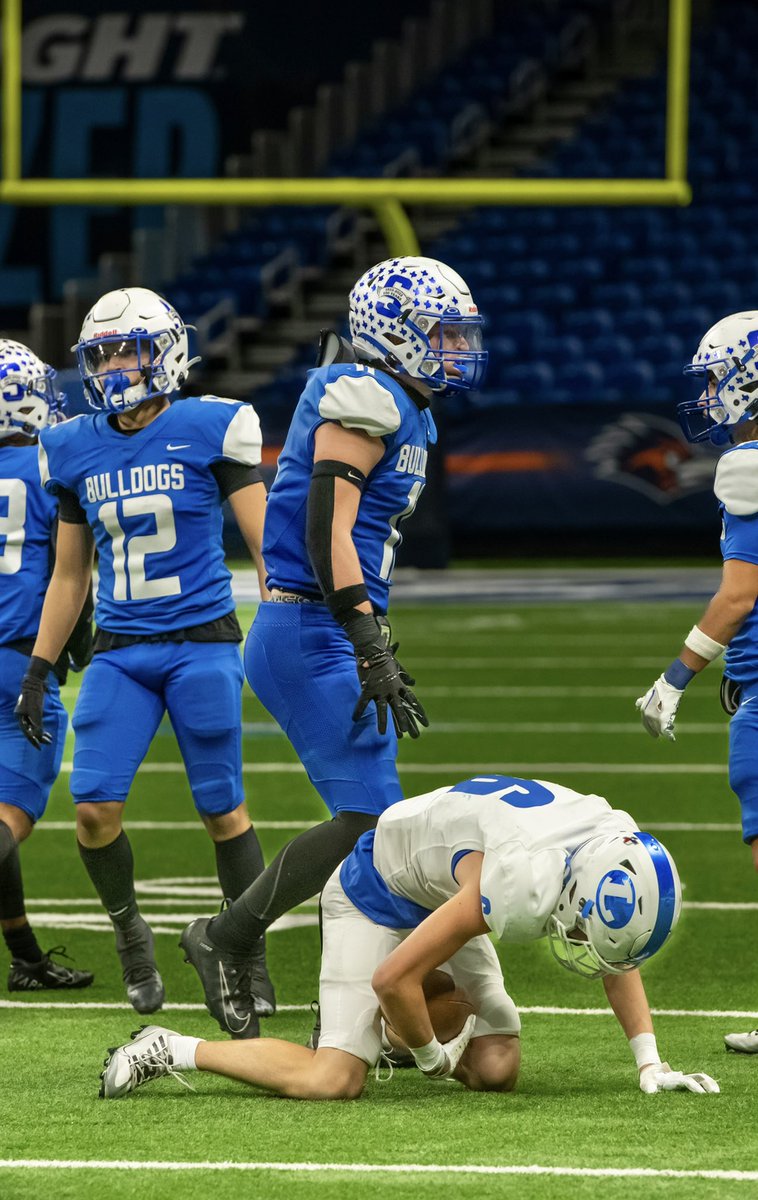 TravisWB2023's tweet photo. Honored to be announced 4a D1  1st Team All State Linebacker. https://t.co/GA2YFamxNv