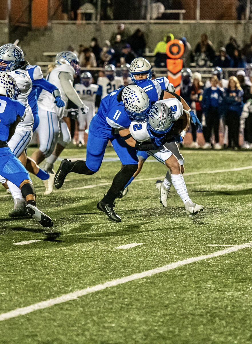 TravisWB2023's tweet photo. Honored to be announced 4a D1  1st Team All State Linebacker. https://t.co/GA2YFamxNv