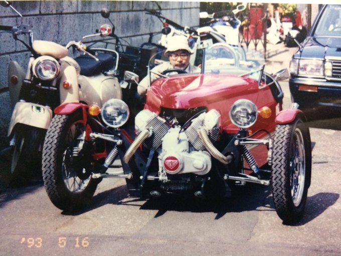 Hayao Miyazaki's self caricature as a pig riding in a stylish 3 wheeler (L), based on a photo taken by his late mentor, the veteran animator Yasuo Otsuka in 1993 (R). This illustration appeared in the Feb 94 issue of NAVI magazine. 