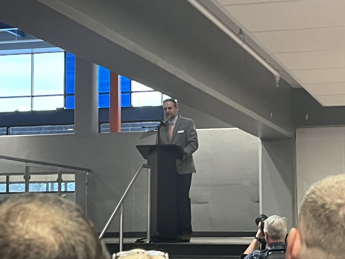 JustinHerrell's tweet photo. Dr. Grenita Lathan, SPS Superintendent, Dr. Denise Fredrick, SPS Board President and Dr. Rob Kroll address a large crowd of Hornet alumni, students, staff, and patrons at the Hillcrest High School Ribbon Cutting Celebration. Wonderful event, amazing community. https://t.co/aN6ufcnLDA