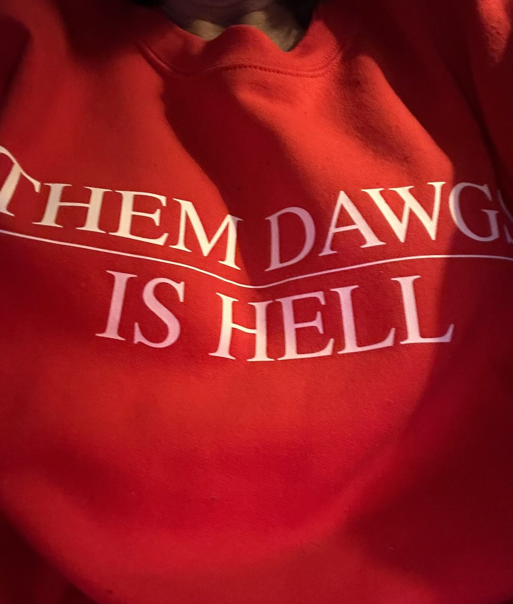 StaceyandBo's tweet image. Got the good stuff in the mail today!!! Go Dawgs! #themdawgsishell
