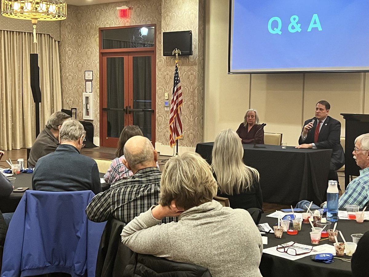 SCPSchools's tweet photo. This evening, School Board Chair Susan Randall and the Superintendent, Dr Thomas Taylor, were the guest speakers for the Community Conversations at Celebrate By Del Webb. Special guests included the Aurora Choir from @NSHSNorthNation and Culinary students from @shsindiantribe https://t.co/txBLGWXNTa