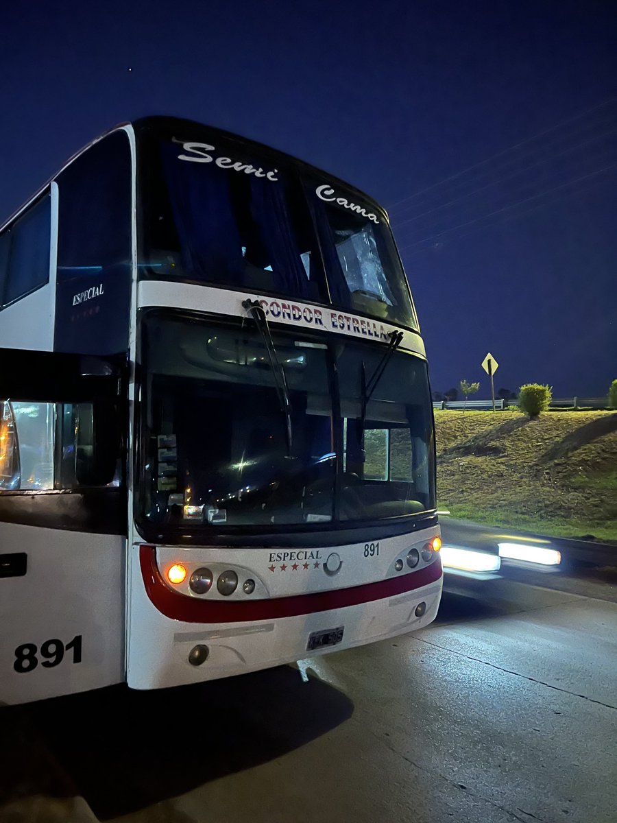 dalma73's tweet photo. @Plataforma10com devolve el dinero de los pasajes comprados en servicios deplorables #CondorEstrella pésimo servicio. Desde Retiro rumbo a la costa varado en Varela https://t.co/Qr5E2CU2r8