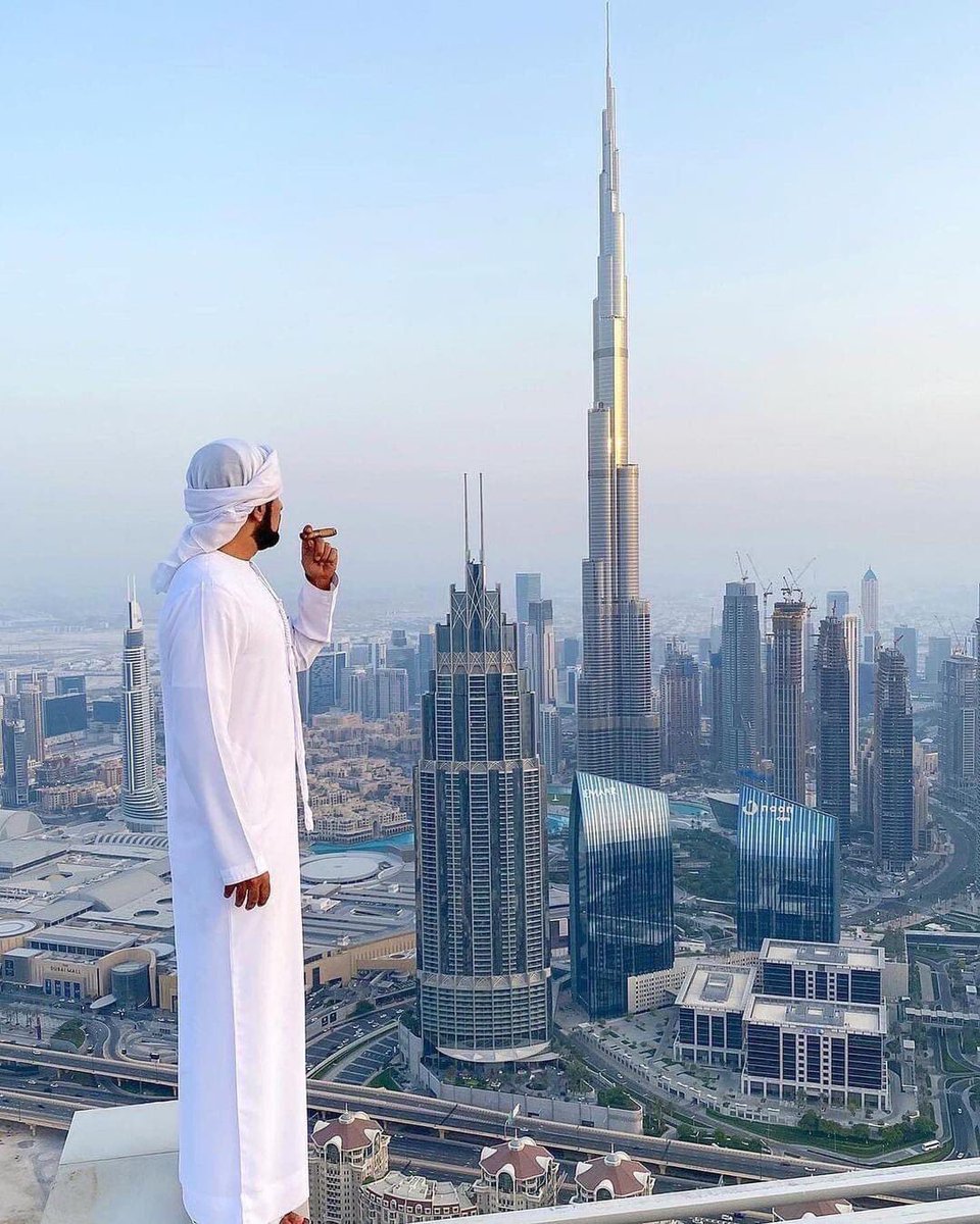 brightspark_T's tweet photo. The one &amp; only Burj Khalifa!✨🗼😍🇦🇪

#Burjkhalifa #UAE #Emirates https://t.co/geC7hQFNlQ