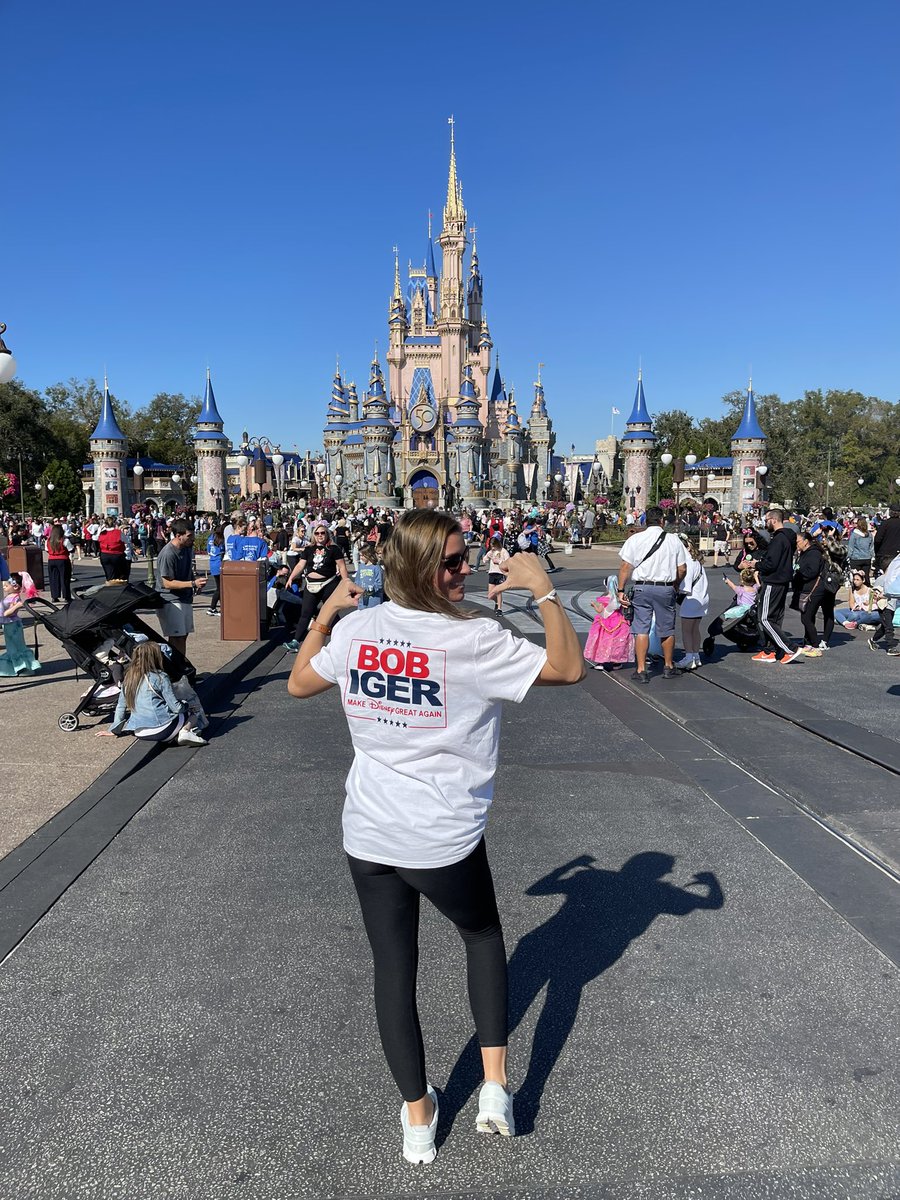 aloude00's tweet photo. Had some fun at the MK today! So many compliments from CMs and others. @WaltDisneyWorld @RobertIger #MagicKingdom https://t.co/9lnqSM1tFS
