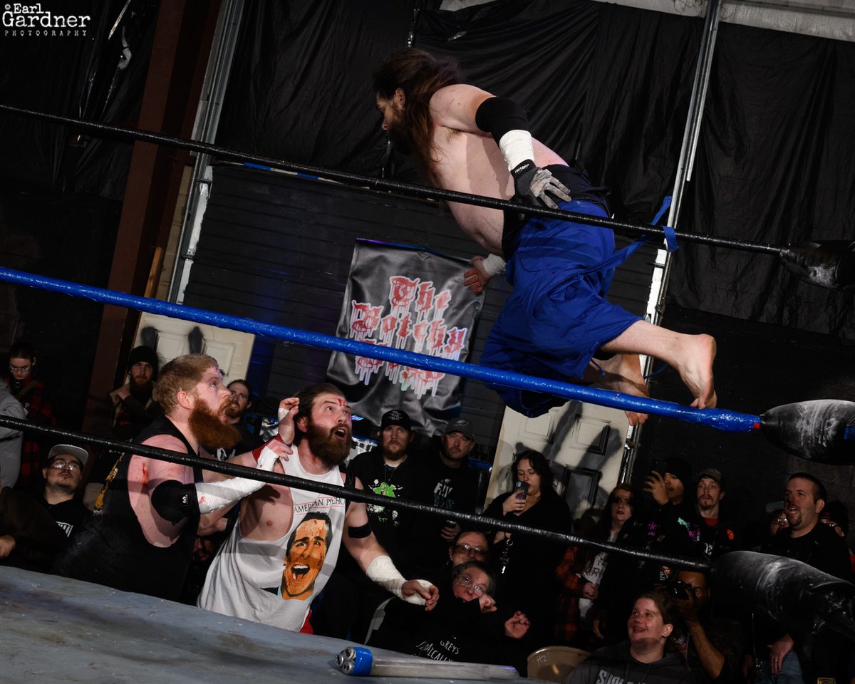 EarlWGardner's tweet photo. Watch #H2oGOLD On Demand NOW
@Thegrimybastard vs @chodoart vs @TheDukeJWM
ONLY on IWTV
https://t.co/kTqkt1T5X8
Flickr: https://t.co/vo03GHeKF8
Fb: https://t.co/iwk527zsuL https://t.co/BCn5t0jKCY