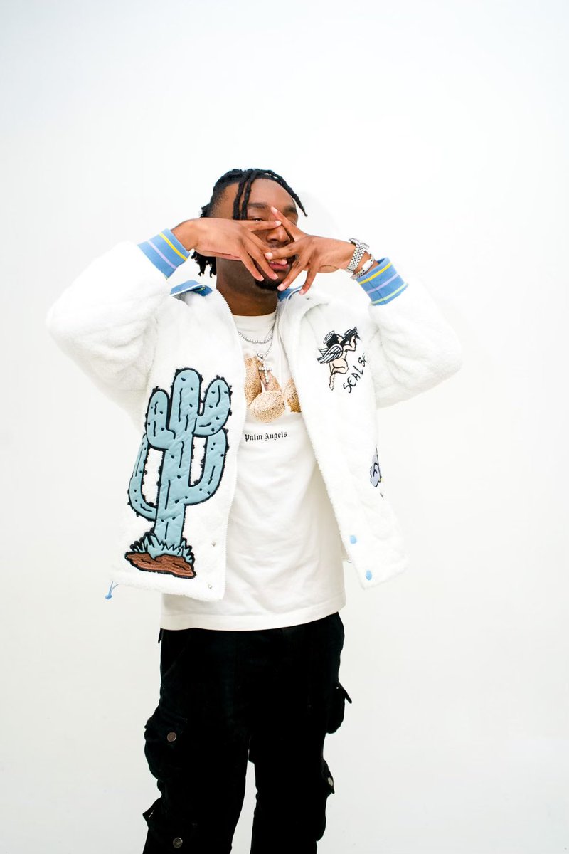 P2istheName's tweet image. This Chapter is Only Better 😶‍🌫️ oh yeah 

I’m live on twitch too 😉 
twitch.tv/p2isthename