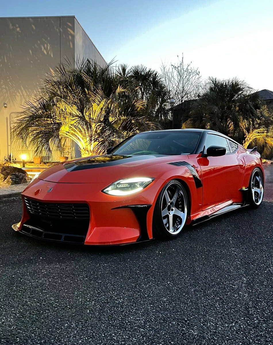 vividracingcom's tweet photo. What do YOU think of the Vielside 400Z body kit?! 🏎 Comment your thoughts below!
.
.
.
#400z #moddednation #loweredempire #trackstance #r34nation #tagtoyo #maperformance #6mt #hardtuned #ka24de #sc300 #fairladyz33 #350gt #2jzge #nissan370zcarclub https://t.co/YKxMiVR7VE