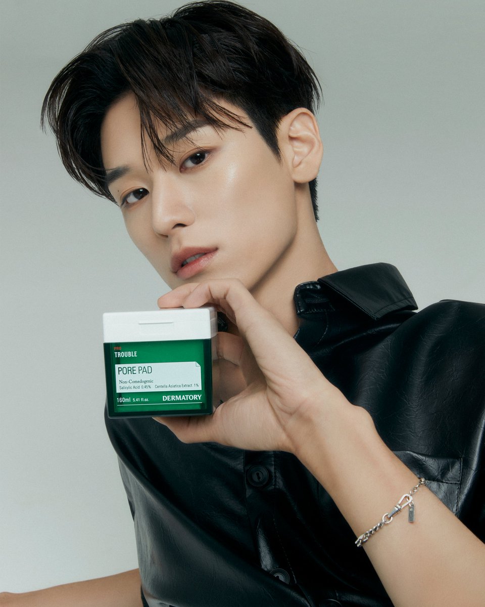 𝗗𝗘𝗥𝗠𝗔𝗧𝗢𝗥𝗬 × 𝗬𝗼𝘂𝗻𝗴𝗵𝗼𝗼𝗻 &amp; 𝗝𝘂𝘆𝗲𝗼𝗻
#난리났다_더씨가문💃

🎉더마토리의 첫 모델!🎉
우리의 마음을 훔치는 #TheStealer
더보이즈의 영훈🐶, 주연🐱 대공개✨

심장을 #BloomBloom 뛰게 할
본격 저자극 패드와 고자극 모델의 만남!🤭

영훈PICK #시카패드🟪
주연PICK #모공패드🟩