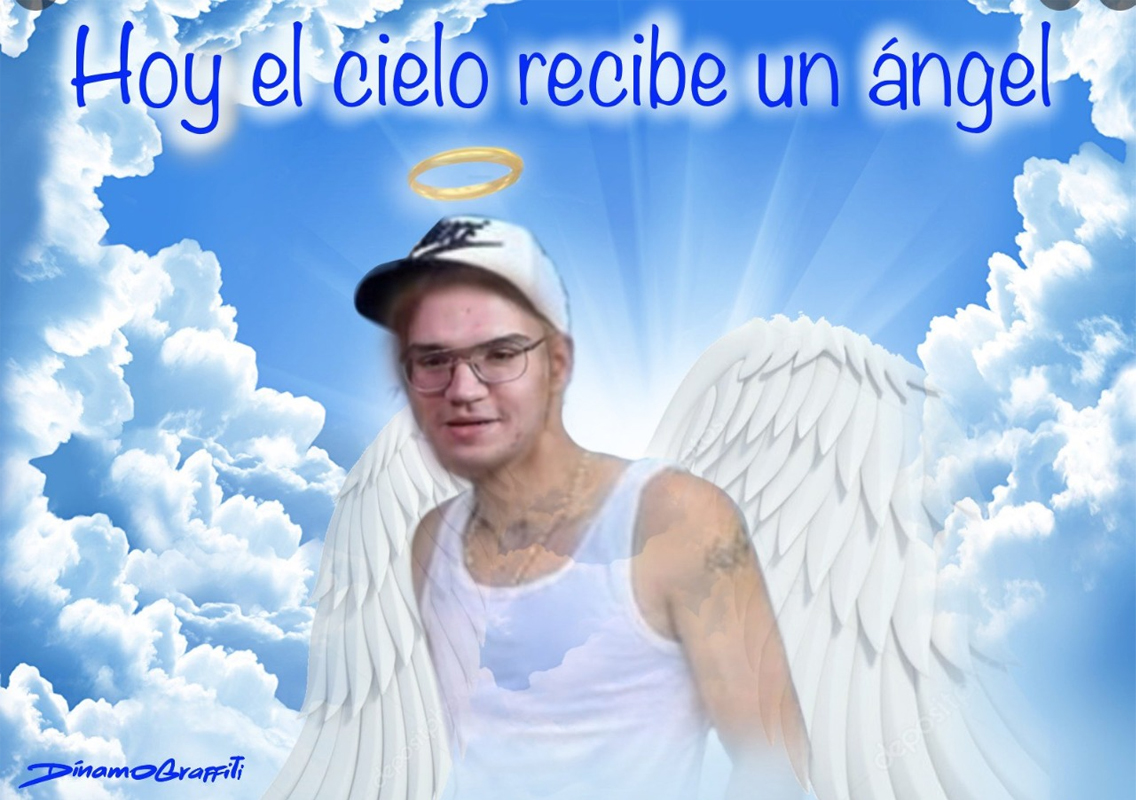 alguita_'s tweet photo. Vuela alto @elmarianaa ... todos recordaremos a mariana cubito en minecraft extremo
Que coraje su muerte ahhhhh
#MinecraftExtremo https://t.co/PdMRnlBJfw