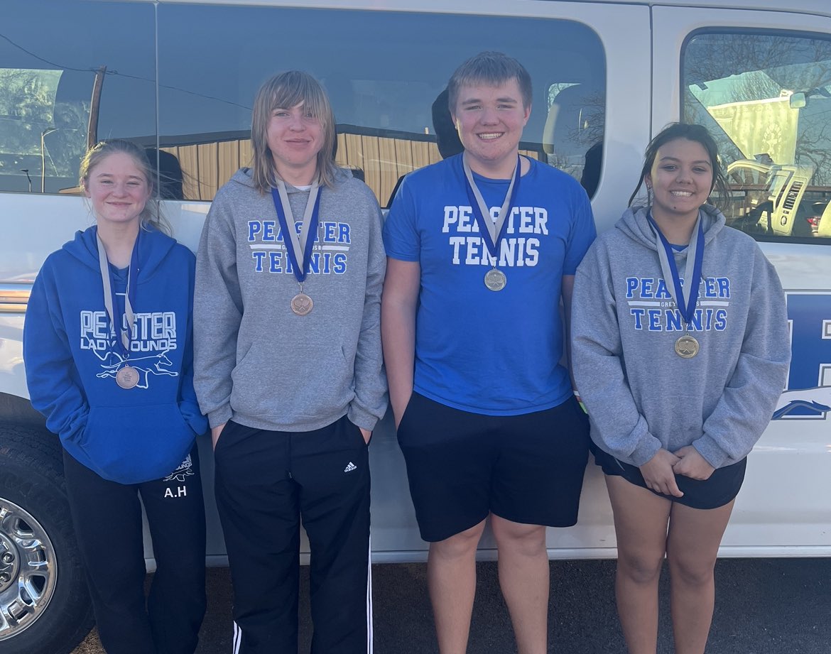 PeasterTennis's tweet photo. JV starts the spring season with bringing home some hardware from the Parker County Peach Bowl #family https://t.co/3NqzxwAMoH