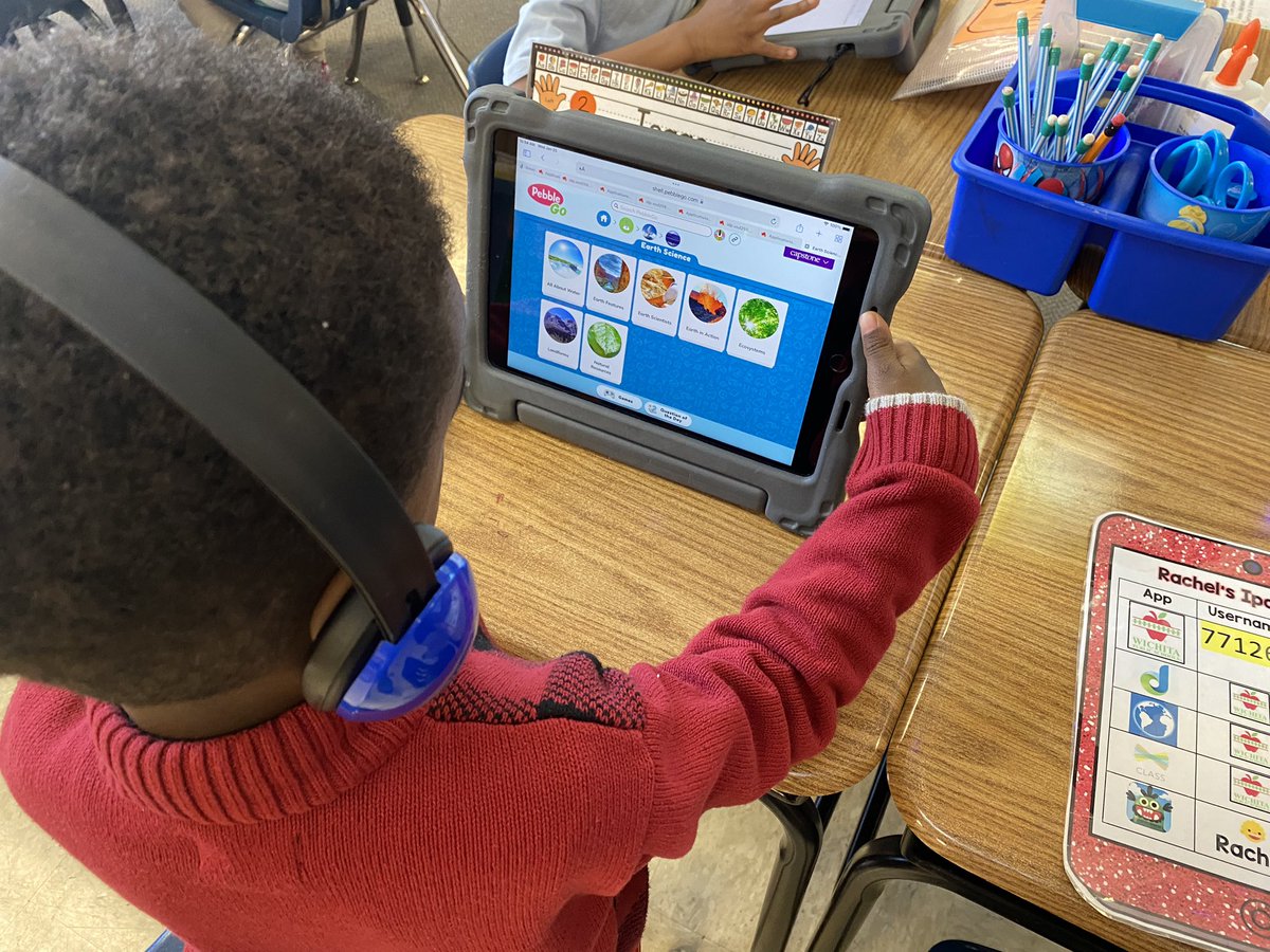 mrs_santore's tweet image. We are loving the new Pebble Go app to learn more about animal habitats and science! So easy for our kindergartners to use and explore! #SpaghtIsGreat #KinderCrew 📱 🧪
