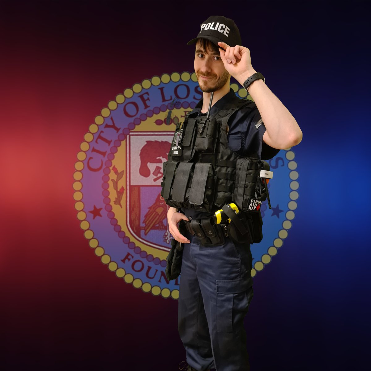 TheCobraAlex's tweet photo. Darf ich vorstellen?! Das fertige Cosplay! 🥹
LSPD Officer PD-28 Alexander Woods auf @LuckyVde!
@lspdluckyv @DennisWerth_ https://t.co/73OMrylZlt