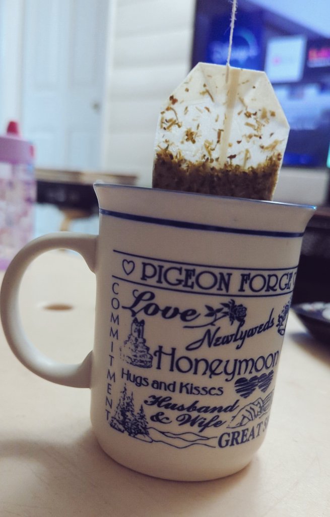 teetzelfamjam's tweet photo. A simple cup of tea &amp; a prayer that we all get some sleep tonight. Sick babies aren't for the weak. 😰 https://t.co/BR3qMncGQ7