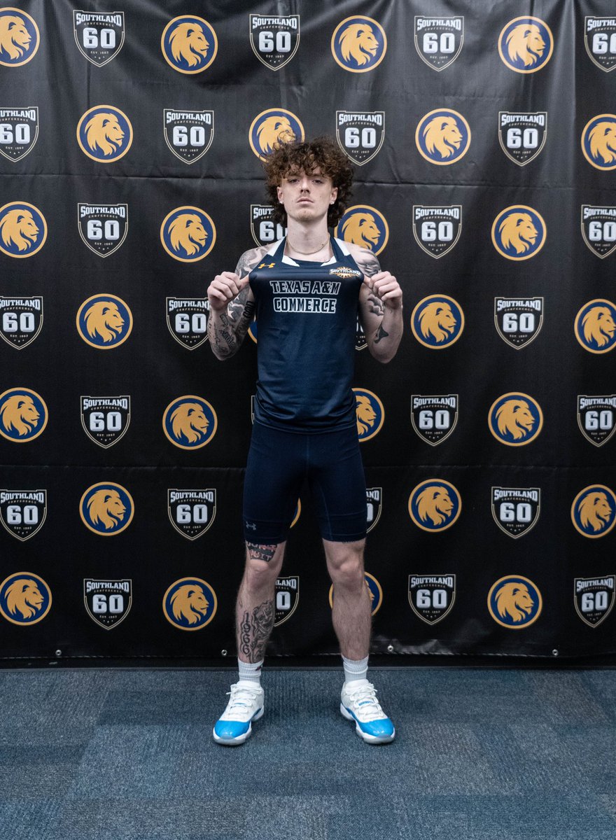 XakGotBounce's tweet photo. After a great visit I am extremely blessed to receive a Division 1 offer to high jump and Texas A&amp;M University Commerce. Thank you Coach Light and Coach P for the opportunity. @GreenvilleTrack @tamuc @lionsbarstool https://t.co/QKQkHOHAQq