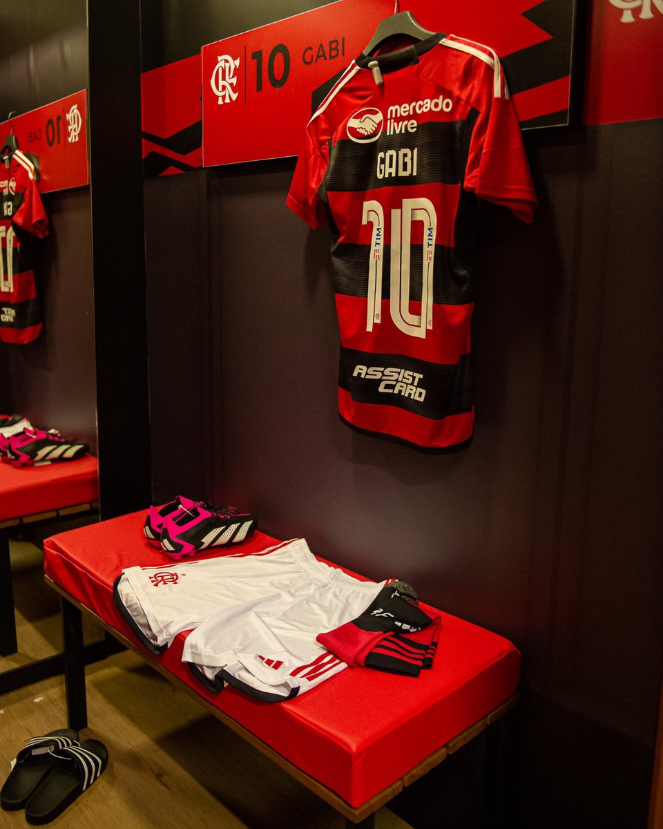 Flamengo's tweet photo. 🥰 @gabigol https://t.co/1dZiNJKtap