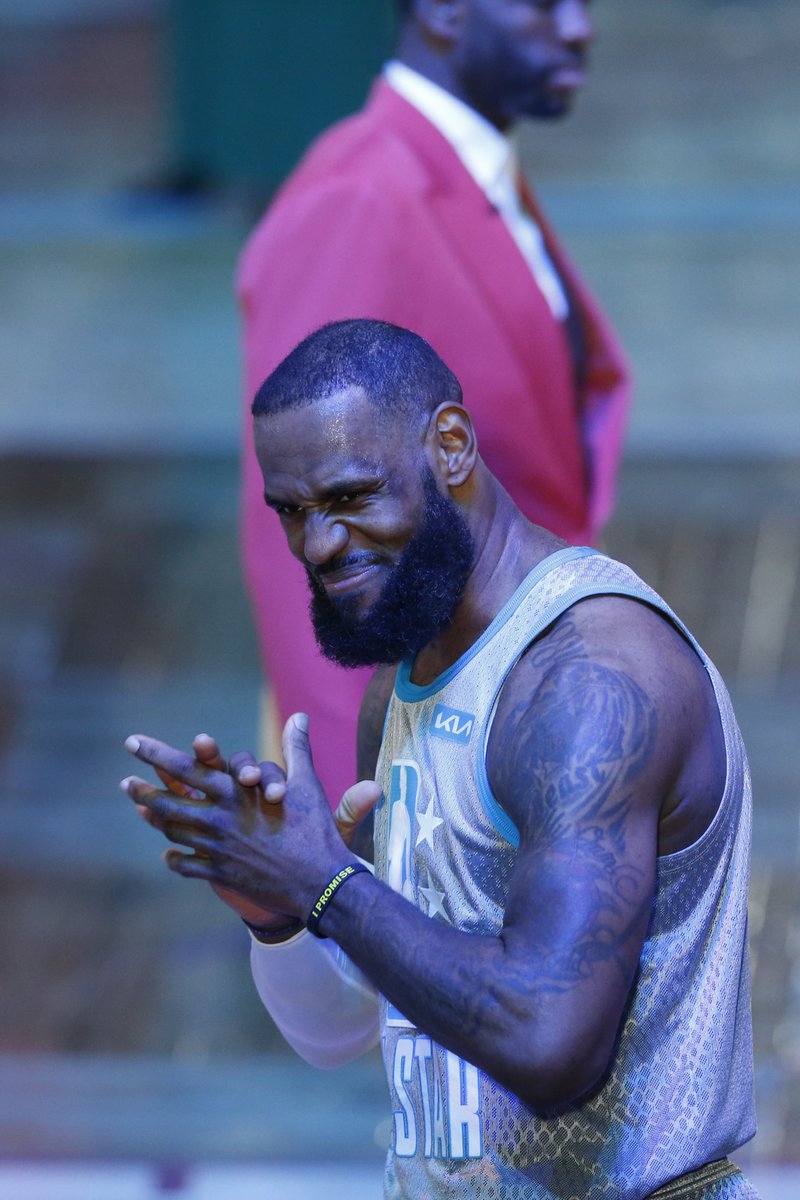 LeBron James jersey sells for whopping $3.7 million