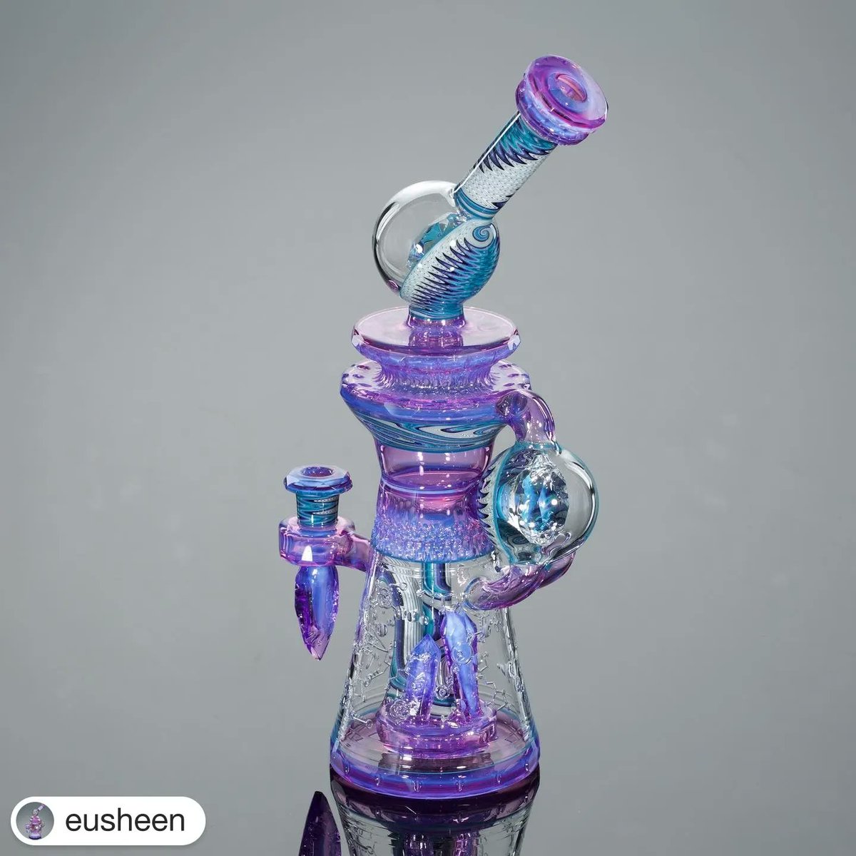 xfadeorg's tweet photo. Sakana Mib collaboration with my friend @murdocglass ๐๐ป๐๐ป๐๐ช๐ฆ๐จ๐๐
#glass #art #glassart #heady #headyglass #glassblowing #handblown #handmade #mmemberville #artistsontwitter #handmadeart #boro #lavender #pastel #Lilac #Purple #Mauve #ShadeOfPurple #PastelPurple #SoftPurple https://t.co/OwBTUrcZIM