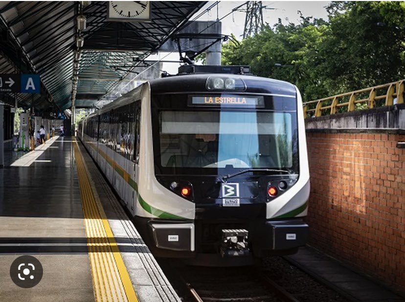 Si el Metro de Medellín Inició su construcción el 30 de abril de 1985 y fue inaugurado el 30 de noviembre de 1995 (10 años)… porqué están anunciando que las obras del metro de Bogotá tomará 7 años 3 meses y conociendo la problemática de obras atrasadas en dicha Capital?