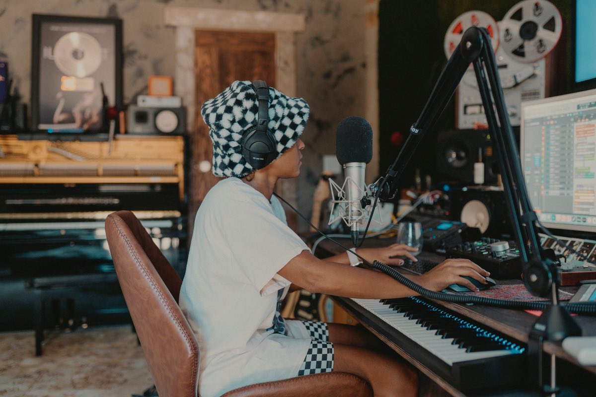 Janelle Monáe👽🚆🤖🚀🪐 (@janellemonae) on Twitter photo 