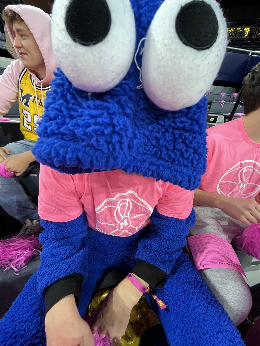trev_perl's tweet photo. Even Cookie Monster’s in Pink‼️‼️‼️ #crislerlive #GoBlue #beatpurdue https://t.co/FKxNrSvLa4
