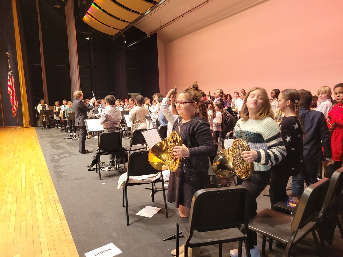 Great concert by our beginning band students tonight. Fantastic job Cole students!!! Here is a behind the scenes look! <a href="/muhlsd/">Muhlenberg SD</a>