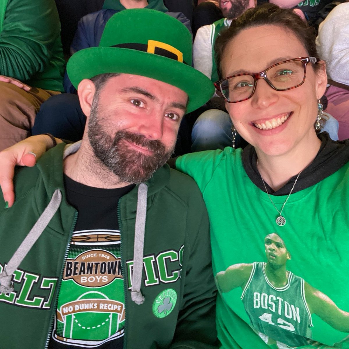 MasterCheev's tweet photo. Dear @NoDunksInc: we rode the T over 2.4 miles to be here.  Can we get a photo or some immaculate items?  ;) https://t.co/3LUND6jEFy