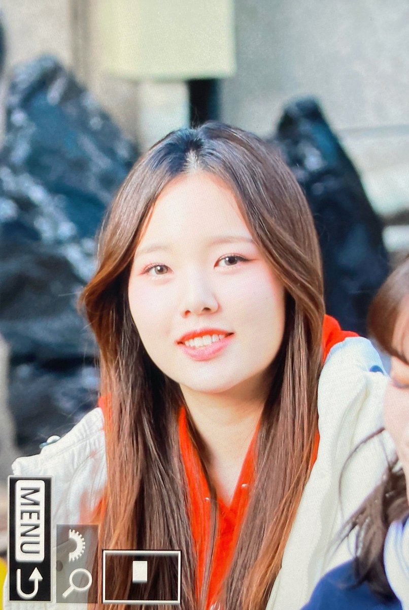 osolemioSJ's tweet photo. 230127 프리뷰 

#Weeekly #위클리 
#LeeSoojin #이수진 https://t.co/pviJWtvcEy