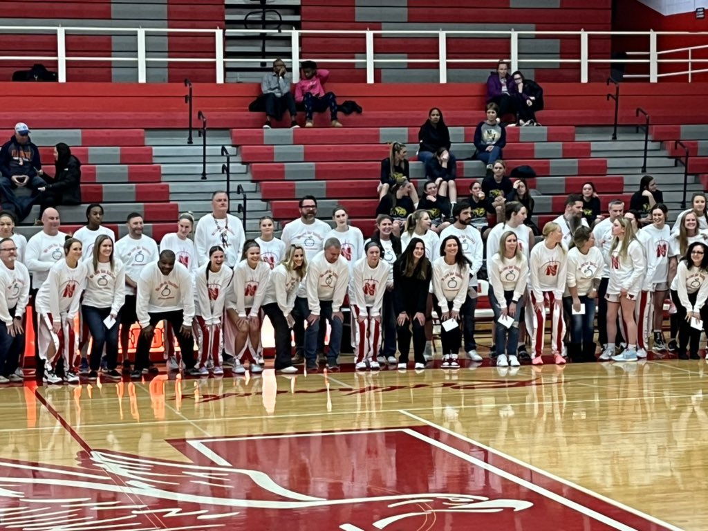 JThornton_NCHS's tweet photo. Our  @NCHSOFFICIAL Girls Basketball teams celebrated teacher appreciation night prior to the varsity game. https://t.co/1w6G3T890T