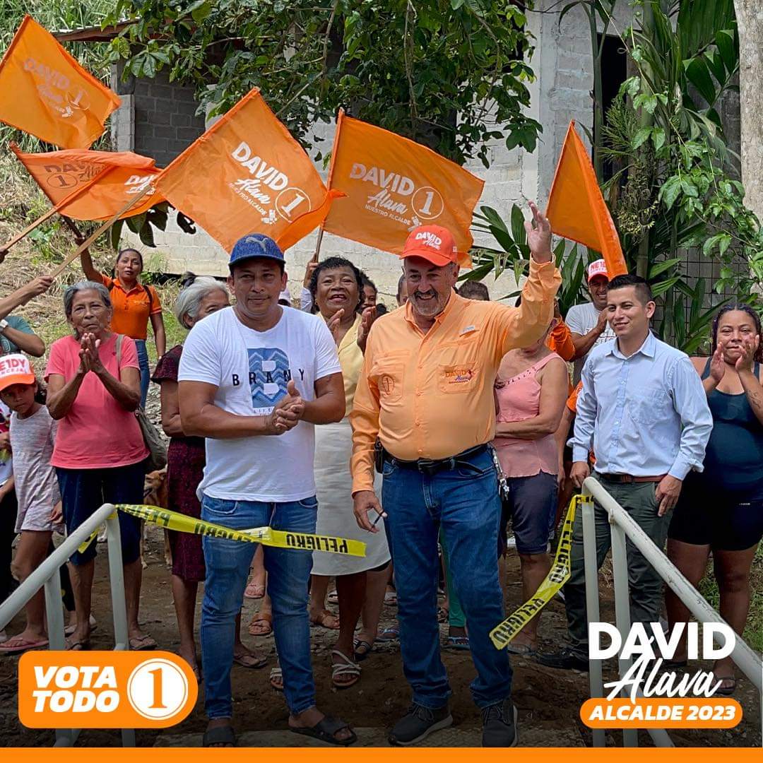 DonDavidAlava's tweet photo. Todo lo prometido es deuda, y yo estoy comprometido con el bienestar de La Concordia y su gente 👨‍👩‍👧‍👦🏡🚜

Con su apoyo continuaremos construyendo un mejor futuro para esta ciudad 🤝🧡

#DavidAlavaAlcalde2023
#LaConcordia
#Todo1
#ElMejorEquipo https://t.co/uoxDAitL8s