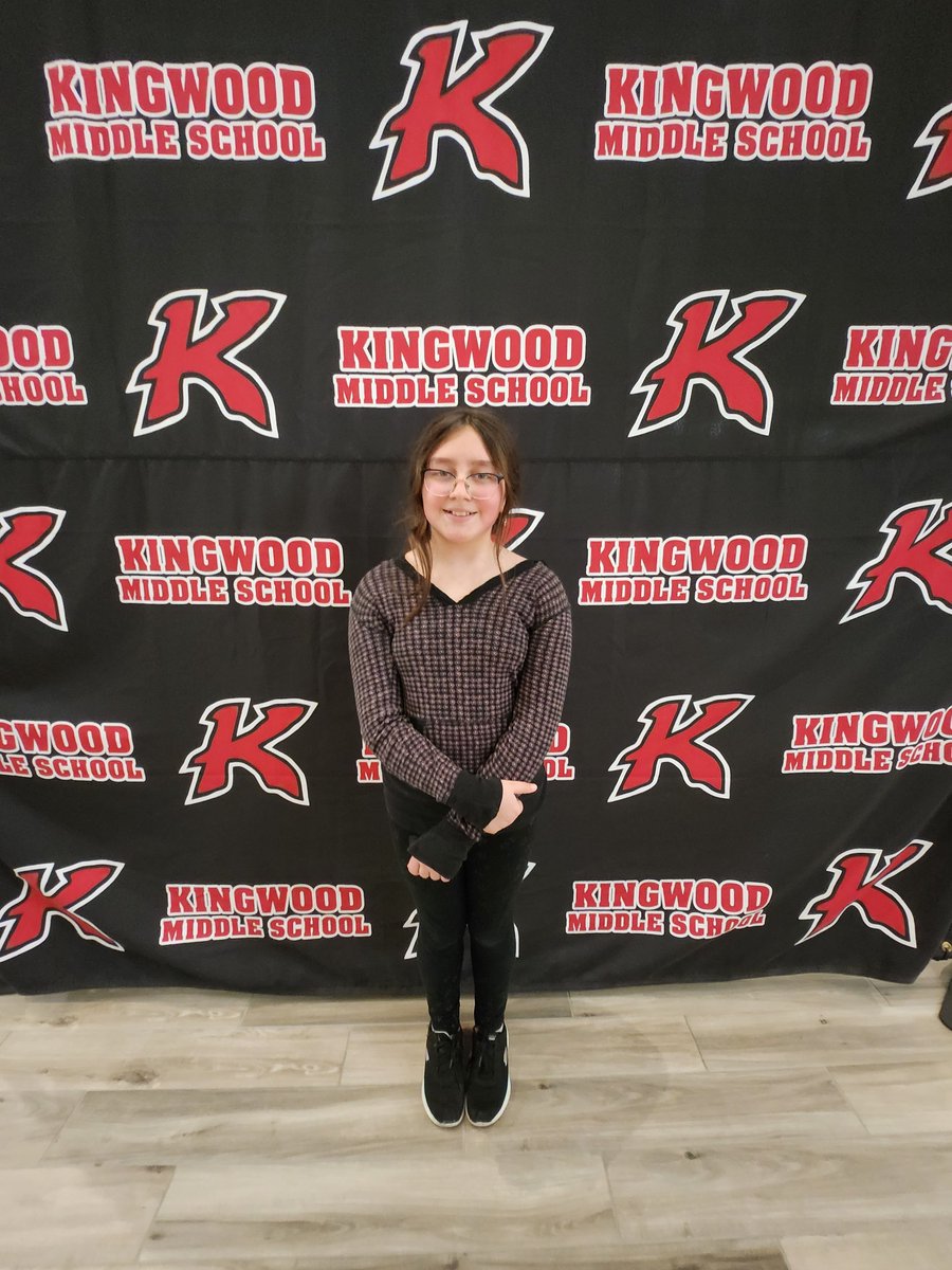 DiazKell_Tech's tweet photo. Getting ready for Another Cougar! Bailey is so excited to join @KMS_Orchestra ! #classof2030 #KMSCougarPride https://t.co/SybZR18Q3i