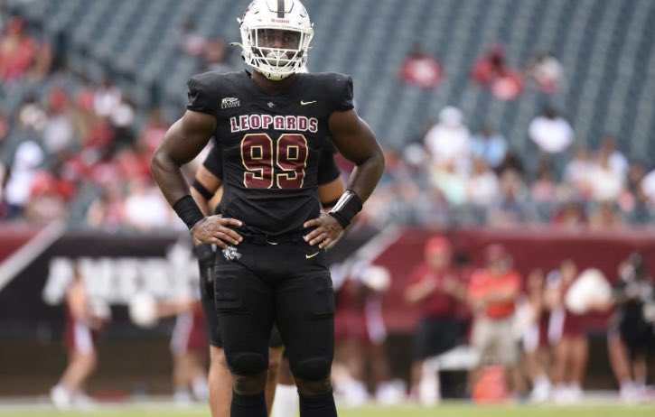 Michael Senatore Jr. (@m_senatore1) on Twitter photo After a great conversation with <a href="/CoachSejour/">Jeff Sejour 🇭🇹</a> I’m honored to receive an offer from Lafayette and I am looking forward to my official visit this weekend! <a href="/Coach__Trox/">John Troxell</a> <a href="/Joespags12/">Coach Joe Spagnolo</a> <a href="/Coachlanese13/">Coach George</a> <a href="/LafColFootball/">Lafayette Football</a> <a href="/ionafootball/">Iona Prep Football</a> After a great conversation with <a href="/CoachSejour/">Jeff Sejour 🇭🇹</a> I’m honored to receive an offer from Lafayette and I am looking forward to my official visit this weekend! <a href="/Coach__Trox/">John Troxell</a> <a href="/Joespags12/">Coach Joe Spagnolo</a> <a href="/Coachlanese13/">Coach George</a> <a href="/LafColFootball/">Lafayette Football</a> <a href="/ionafootball/">Iona Prep Football</a>