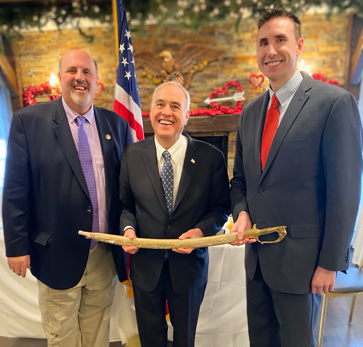 MichaelCaplice2's tweet photo. Wonderful to be with my boss NYS Comptroller Tom DiNapoli as he was honored at the American Diversity Forum Leadership Breakfast https://t.co/S1AcpVKftd
