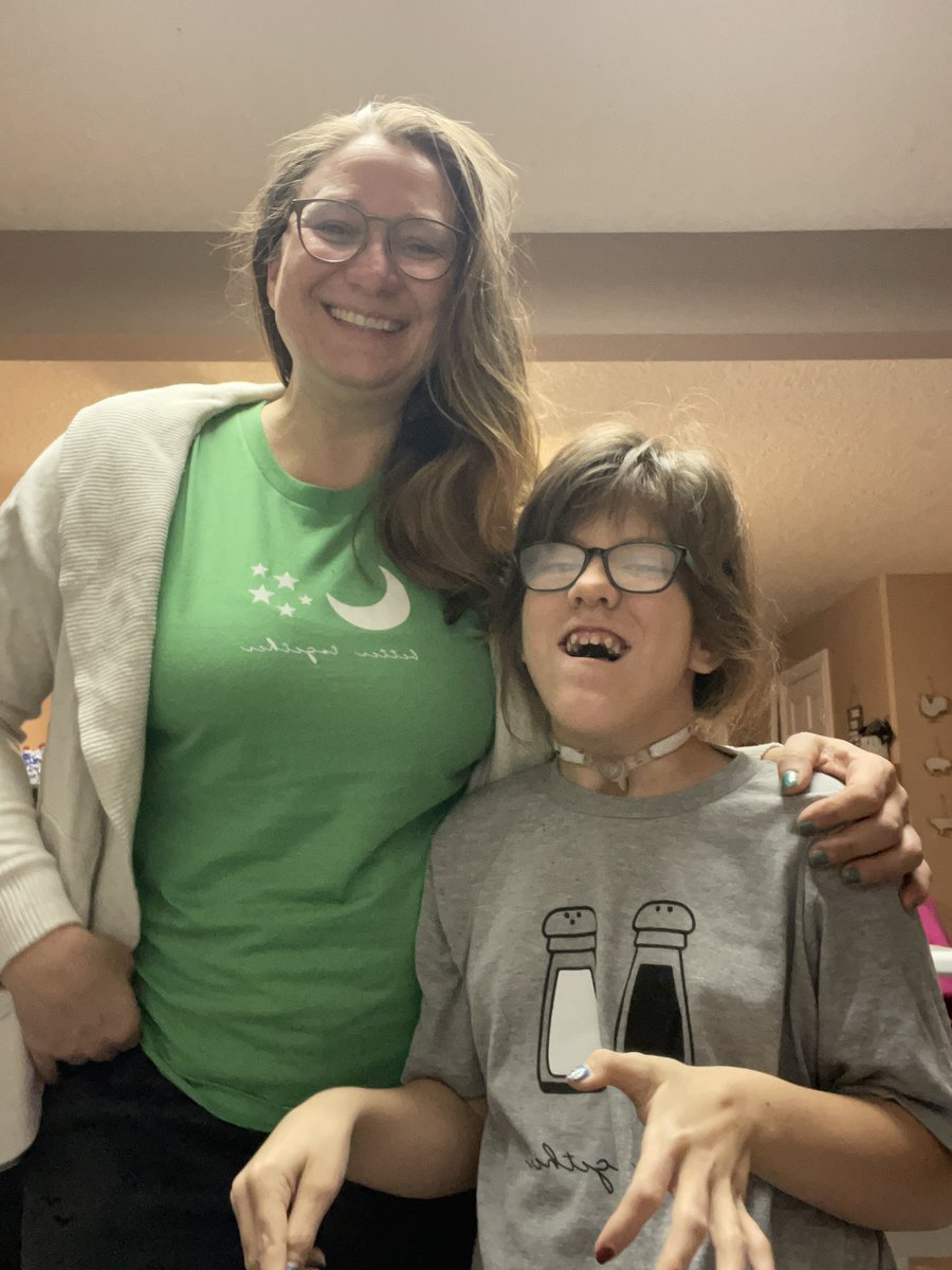 CrunchMomma's tweet photo. So apparently Elise has 2 boyfriends now! Her #avstwitterpsychic is #8 👑Cale.. her other boyfriend! (Sorry @AlexNewhook_  you need to share I guess, lol) Momma’s pick is always Newy! 🪝#hookdOnNewhook #teenageyearsarriving #mompalmtoforehead #sendhelp😜 https://t.co/MkrqIcsnro