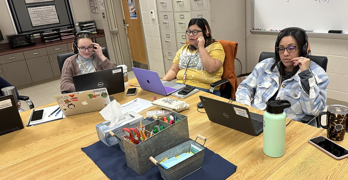 They aren’t telemarketers they are rockstar planners! 4th grade team going all in and planning for our ELLs to have some amazing growth on TELPAS this year! Way to grow kids 4th grade team. <a href="/TobiasExplorers/">Tobias Elementary</a> <a href="/HaysCISD/">Hays CISD</a> <a href="/BenEstradaHays/">Ben Estrada</a>