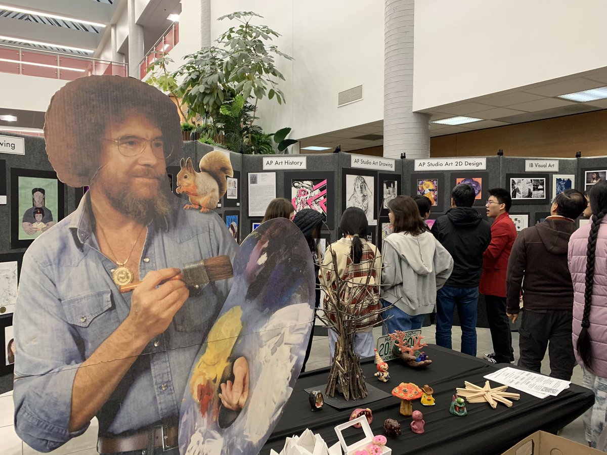 m_hauske's tweet photo. We had the opportunity to showcase our amazingly talented visual arts students at tonight’s open house. So grateful to be a part of this team! #CHSTeachLoveServe #CHSArt @CoppellFineArts @williamsartroom @makemarks77 https://t.co/crZqHD9zkV