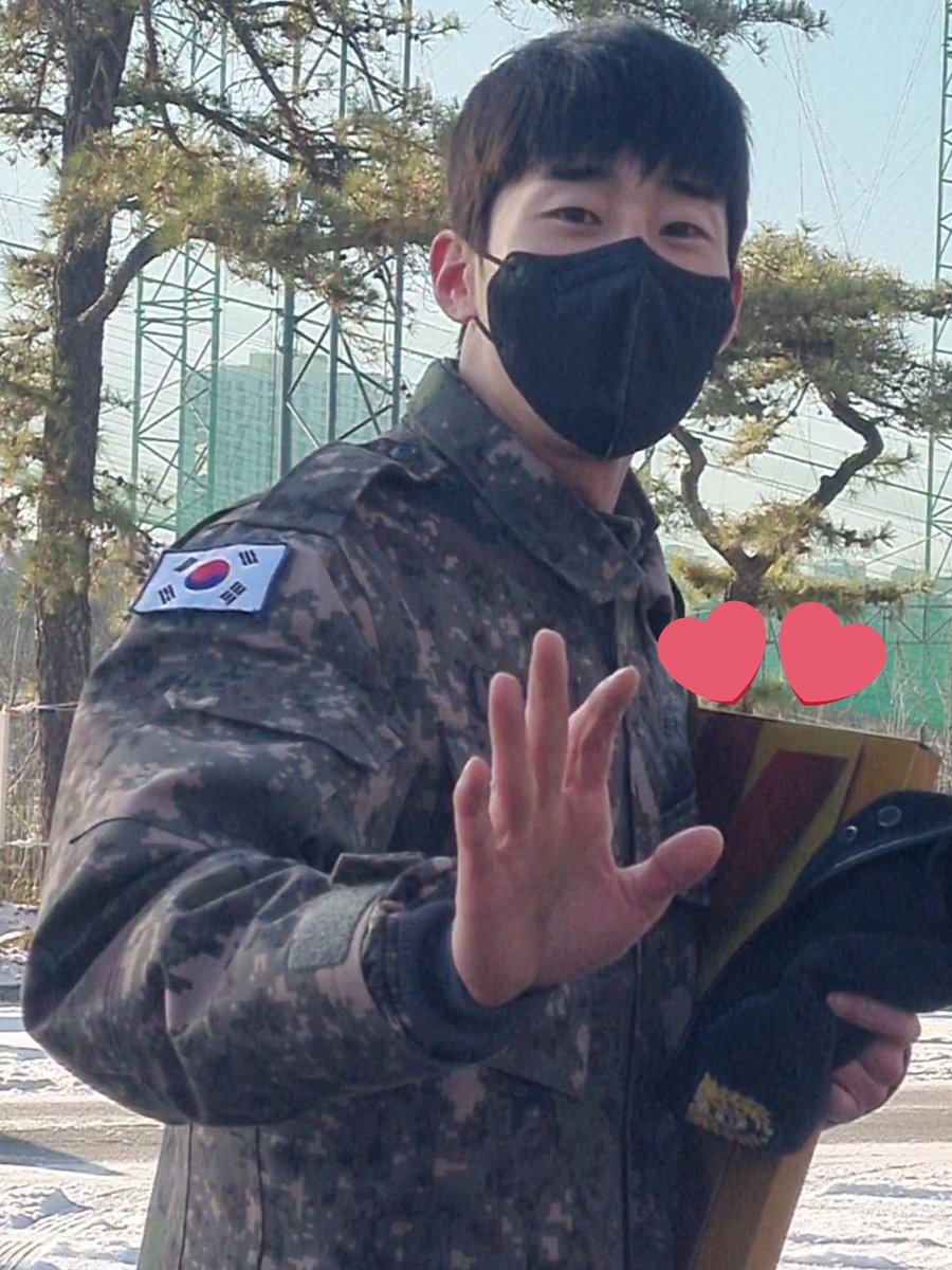 룽지 tweet media