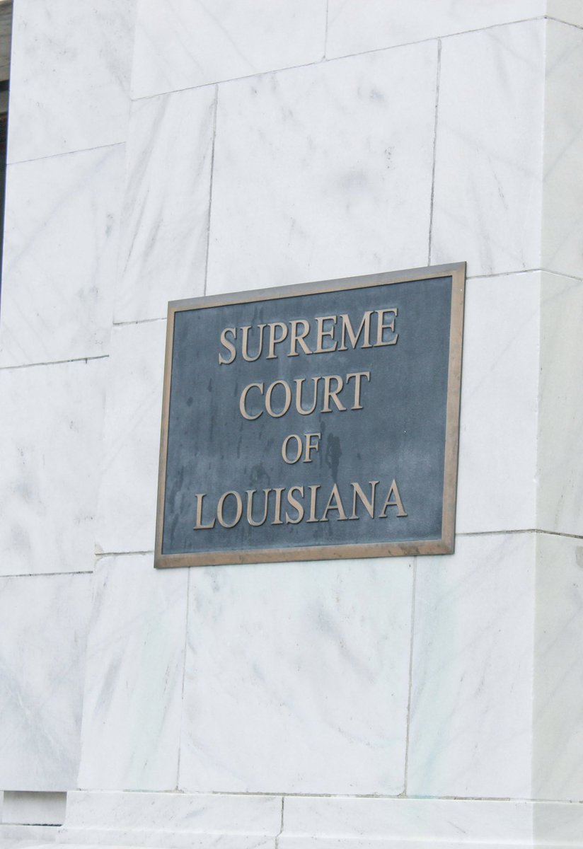 ArchRUMMEL's tweet image. We’ve had another busy week on Severn Avenue with grandparents days, field trips, retreats, and more! 

Check out pictures from one of the field trips, where Raiders in our preprofessional law classes visited the Louisiana Supreme Court this week. 

#Preprofessional #LawStudies