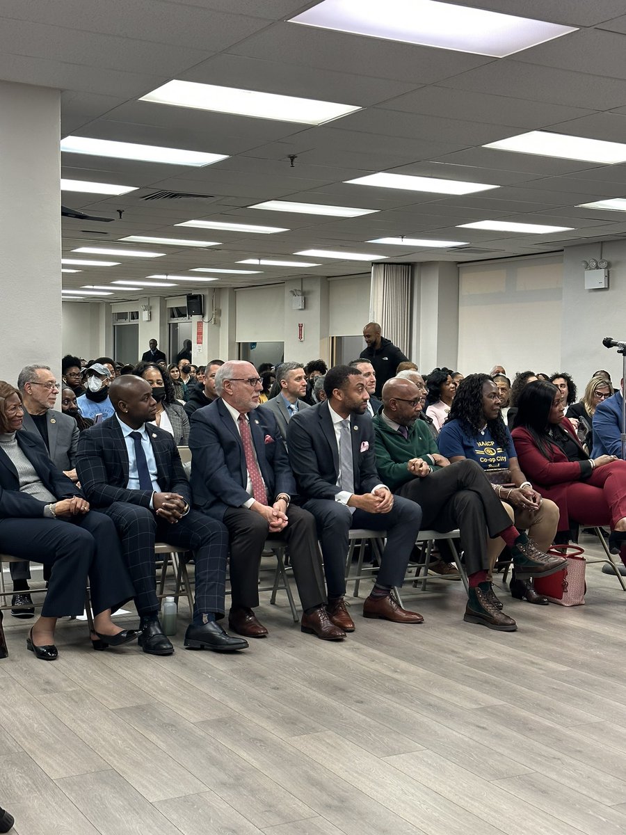 Jamaal T. Bailey tweet media