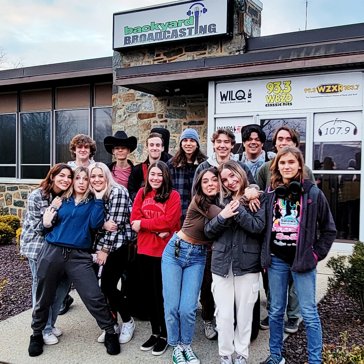 umctweet's tweet photo. Shout out to our long-time supporters, good friends, and media sponsors, Backyard Broadcasting for letting us take over the airwaves on WILQ-FM &amp; 93.3 WBZD - Classic Hits this afternoon to promote  Friends in Low Places
Links in the bio!
#ConnectWithMusic #UMCGoesCountry https://t.co/og9Qy2EWXR
