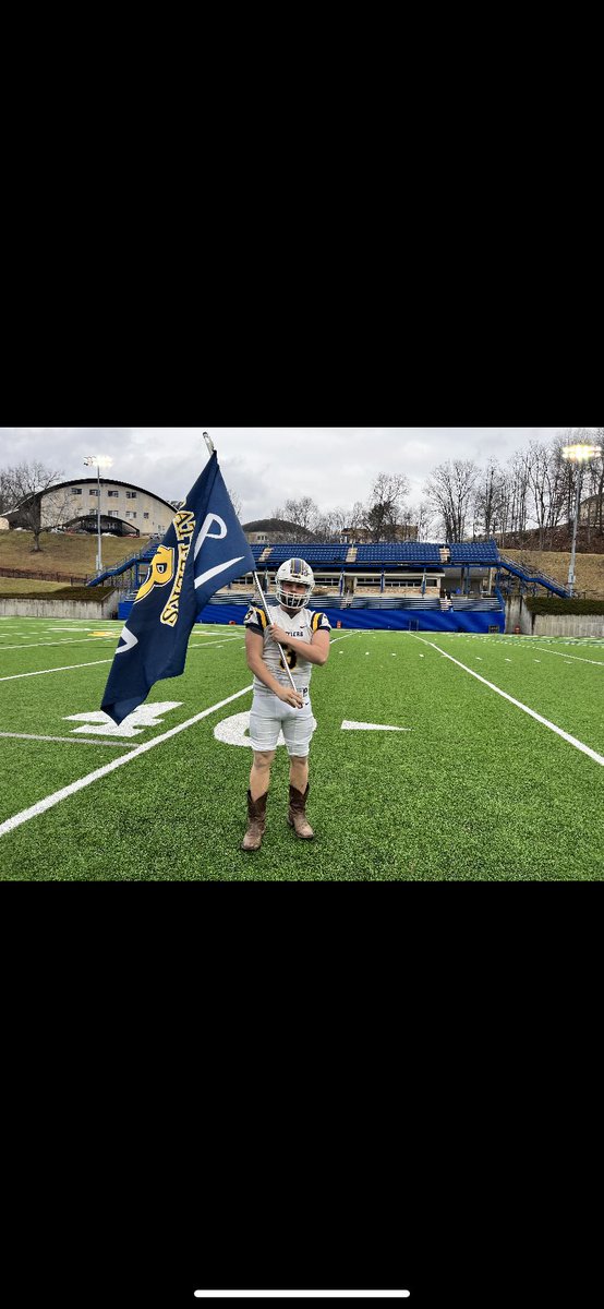 andrewyoung25_'s tweet photo. I am thankful to say that I have received an offer from Alderson broaddus after a great visit. @CoachEverhart https://t.co/tdWMLMsqZF